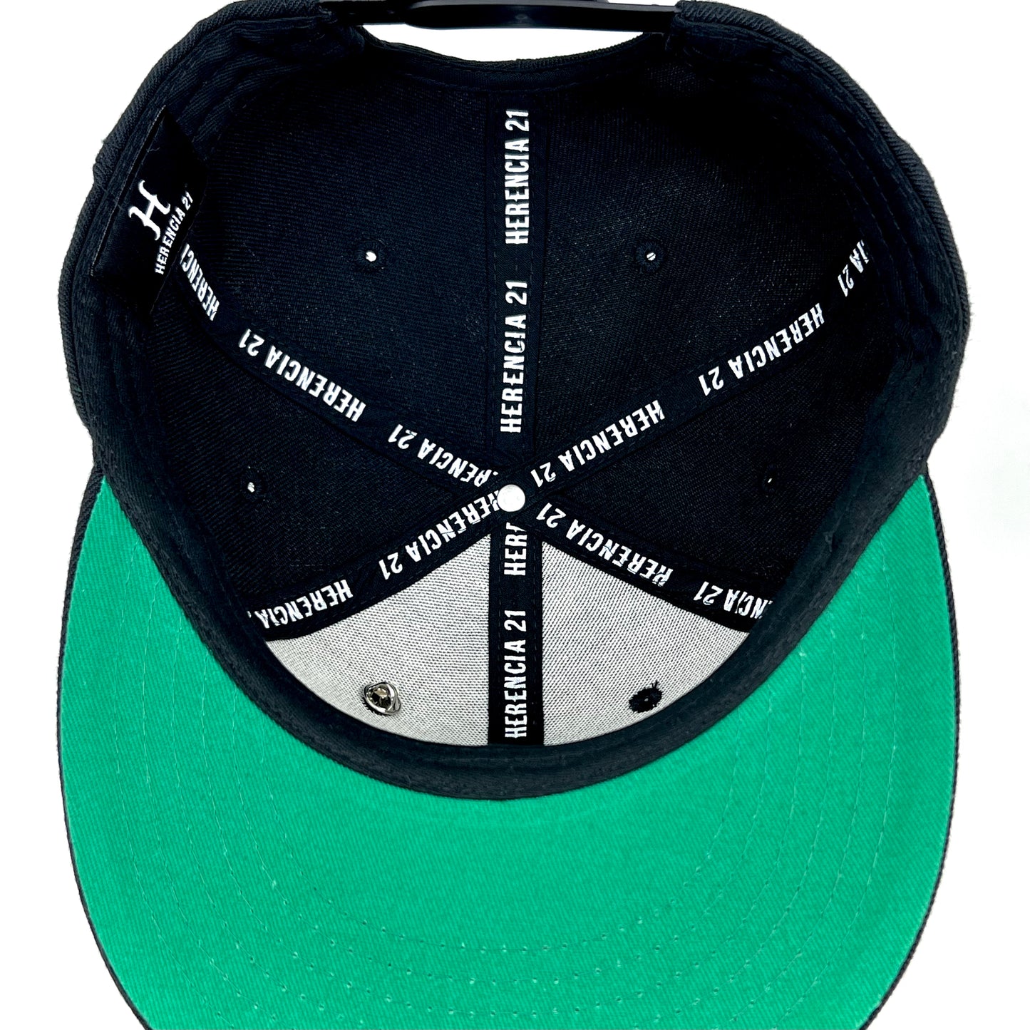 Cuba Snapback Blackout Edition